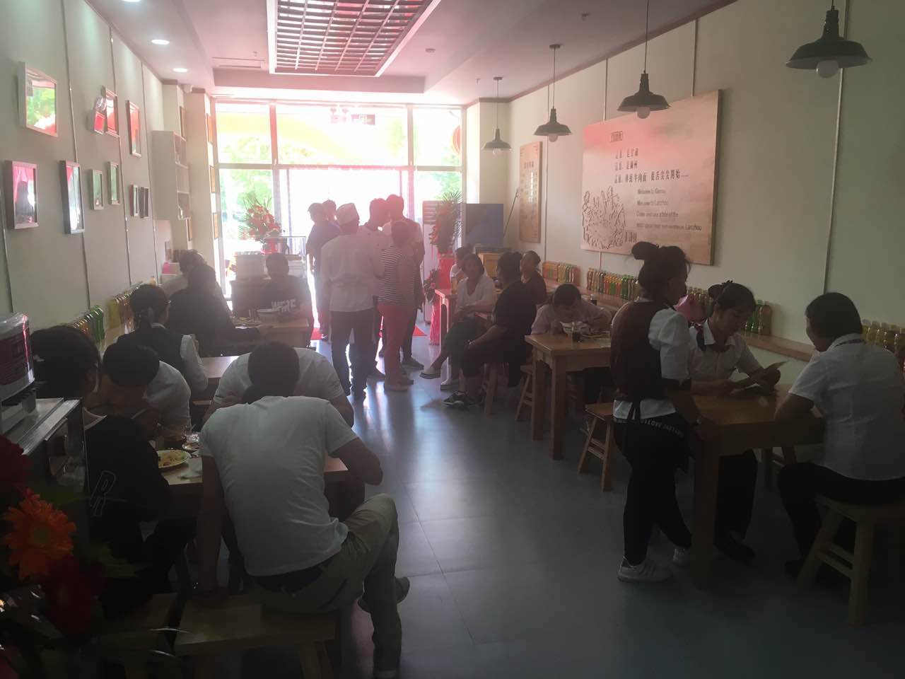 火爆店面